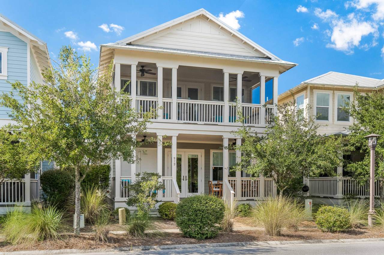 979 Sandgrass Boulevard - Photo 1