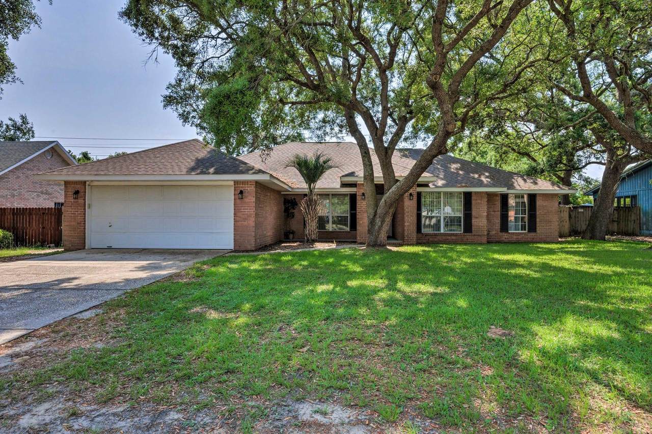 1024 Great Oaks Drive - Photo 1