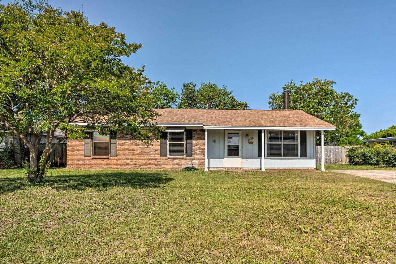 1223 Redwood Lane - Photo 1