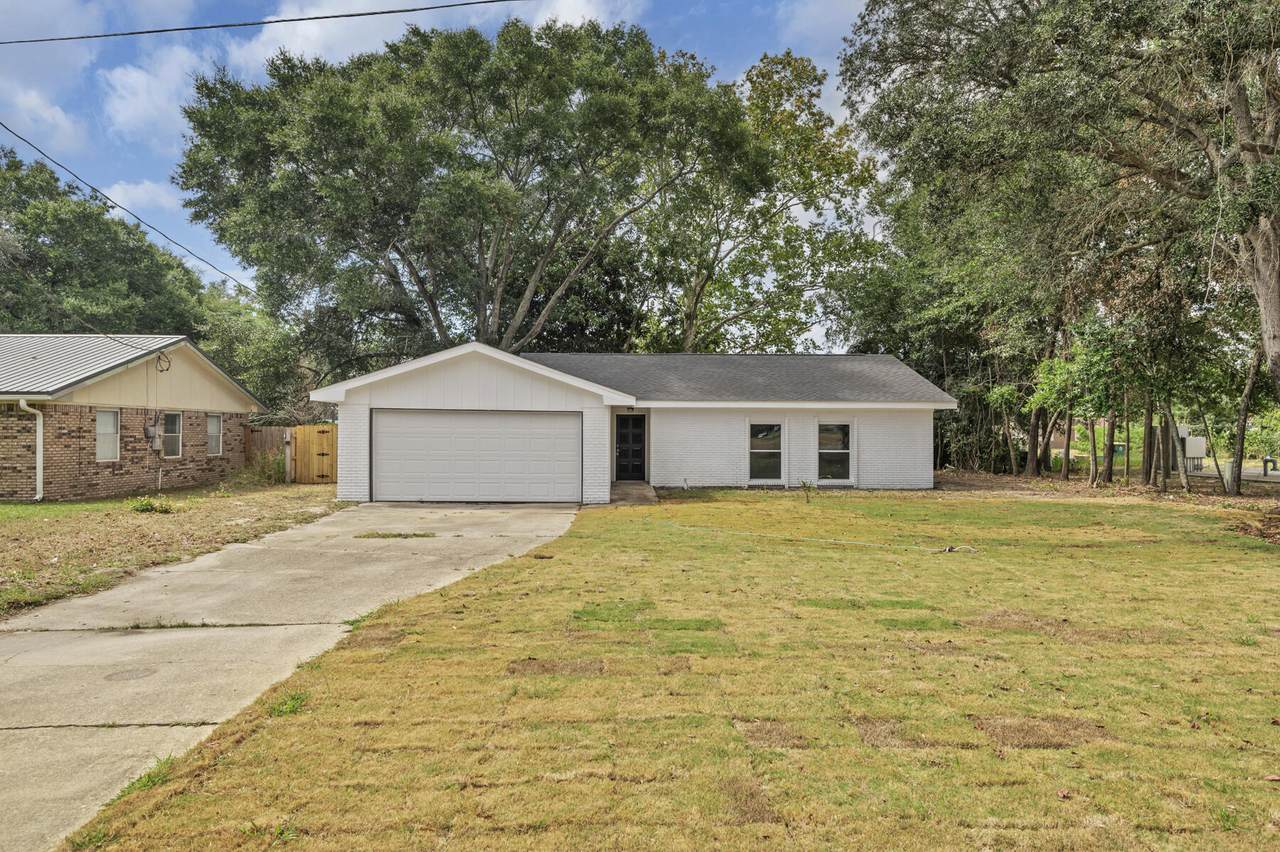 39 9th Street - Photo 1