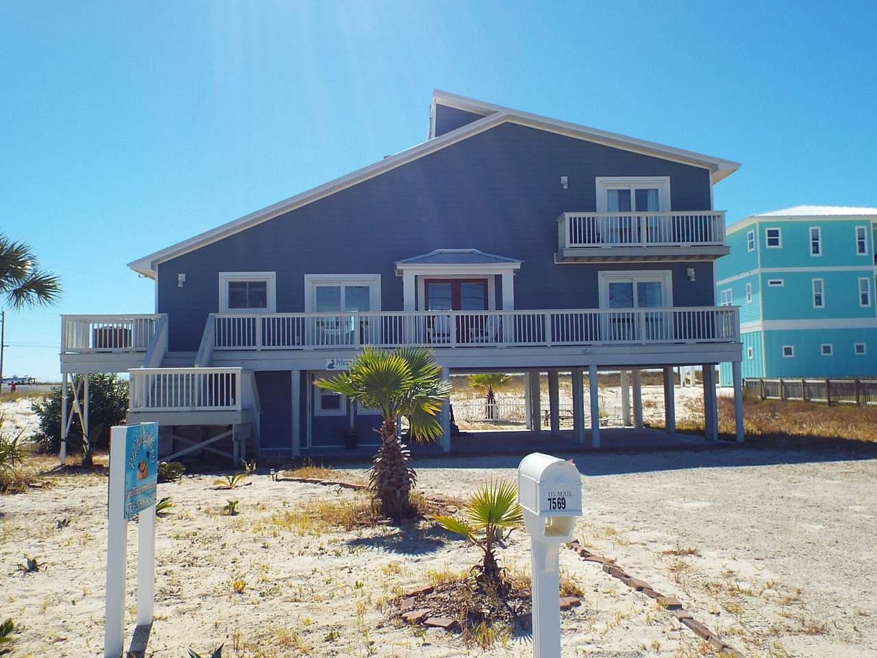 7569 White Sands Boulevard - Photo 1