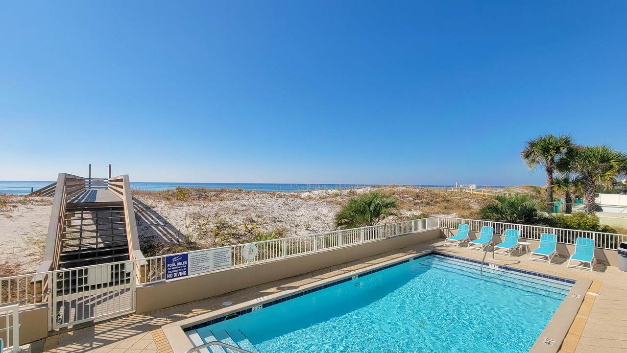 376 Santa Rosa Boulevard - Photo 1