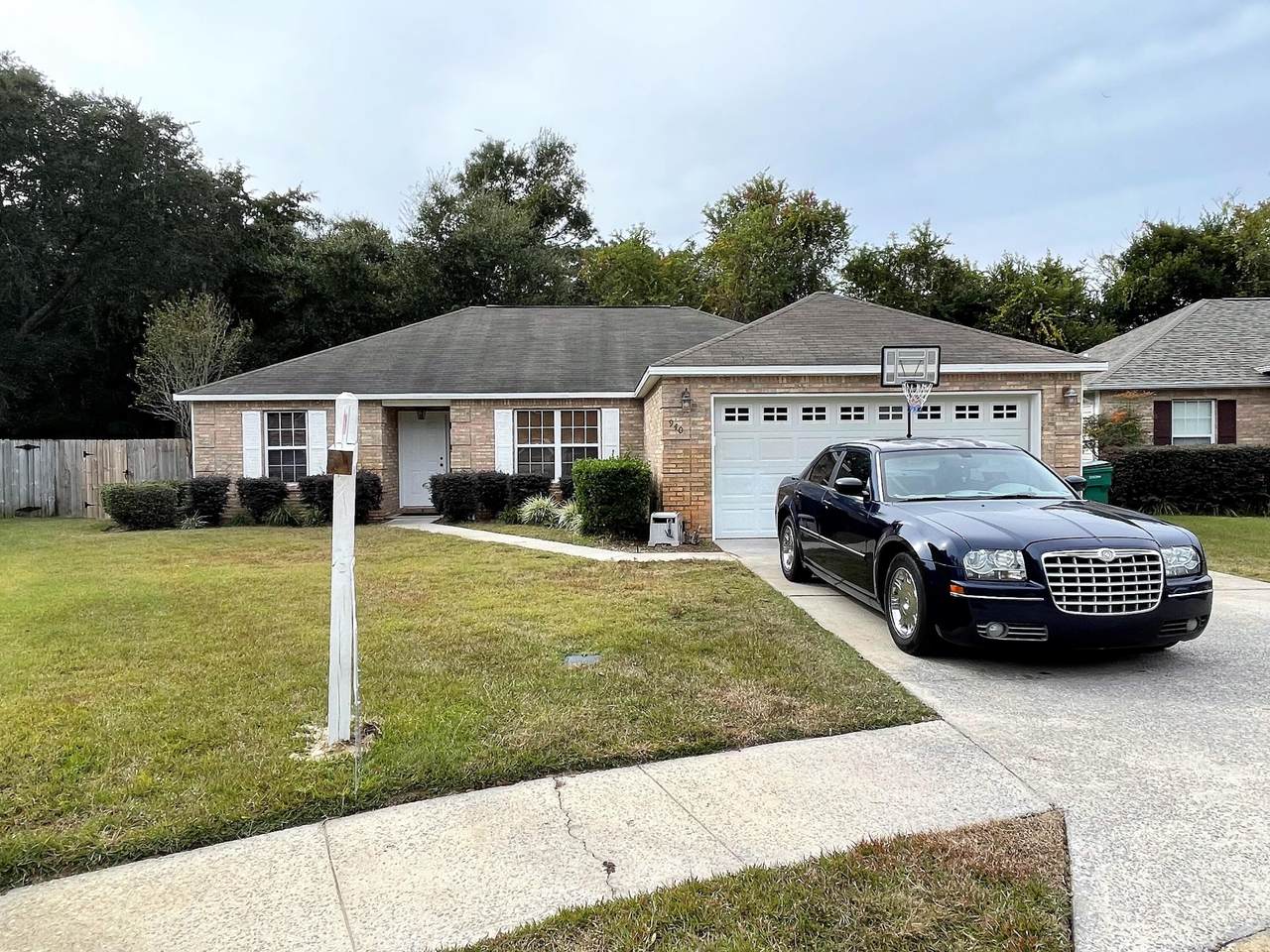 940 Scenic Oak Lane - Photo 1