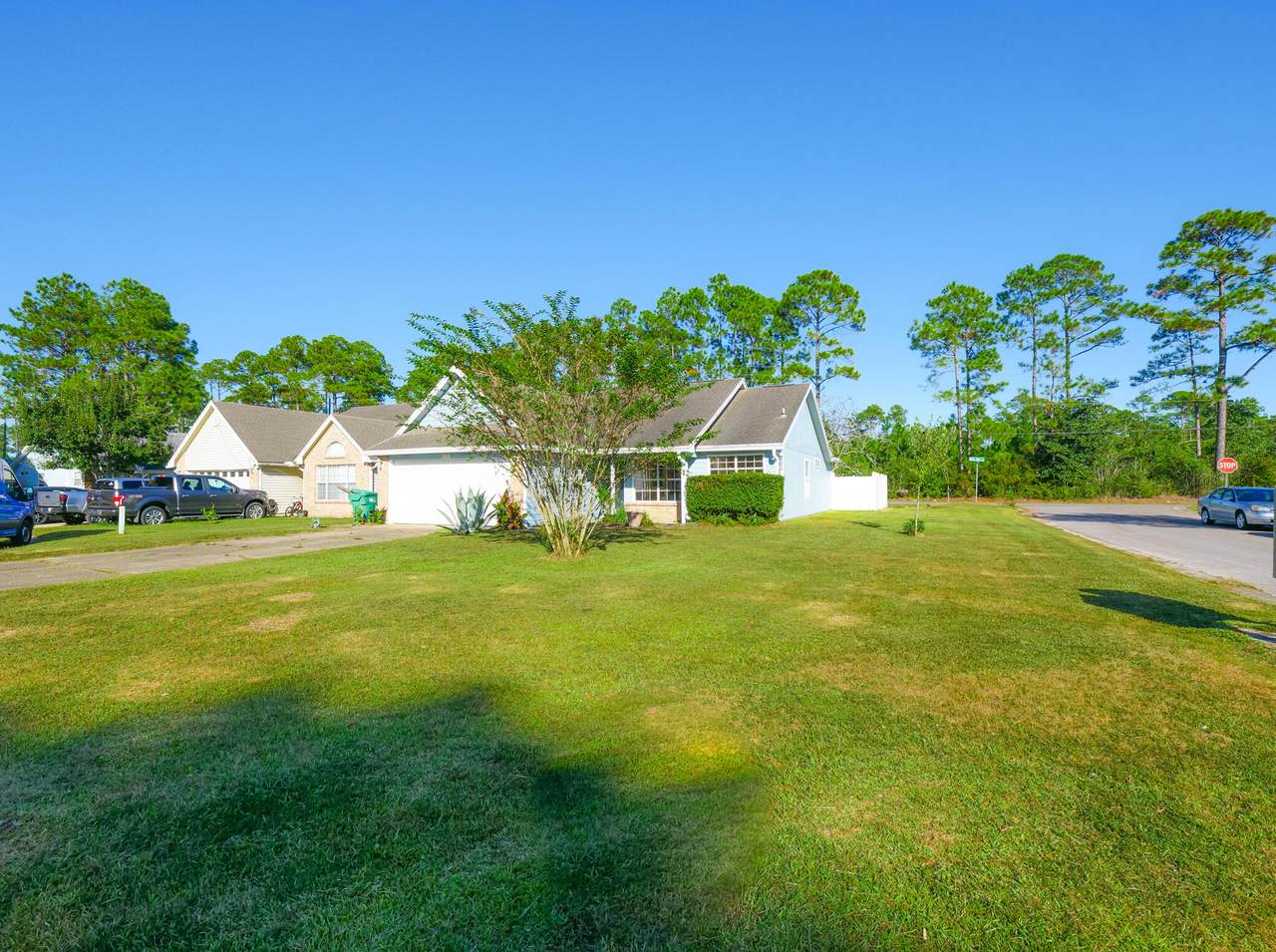 1185 Lariat Court - Photo 1