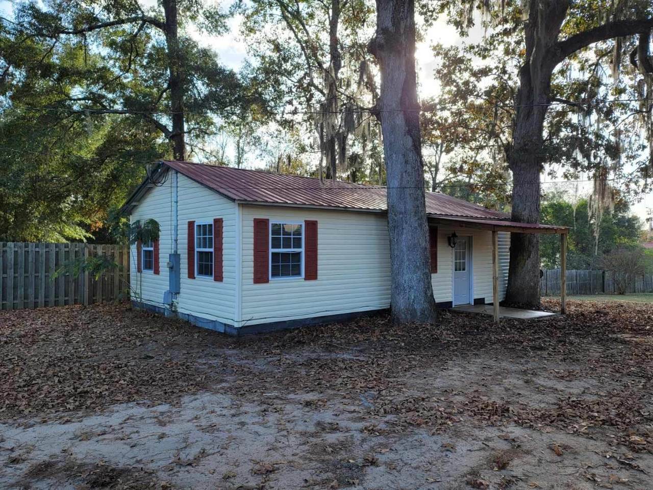 507 Elm Street - Photo 1