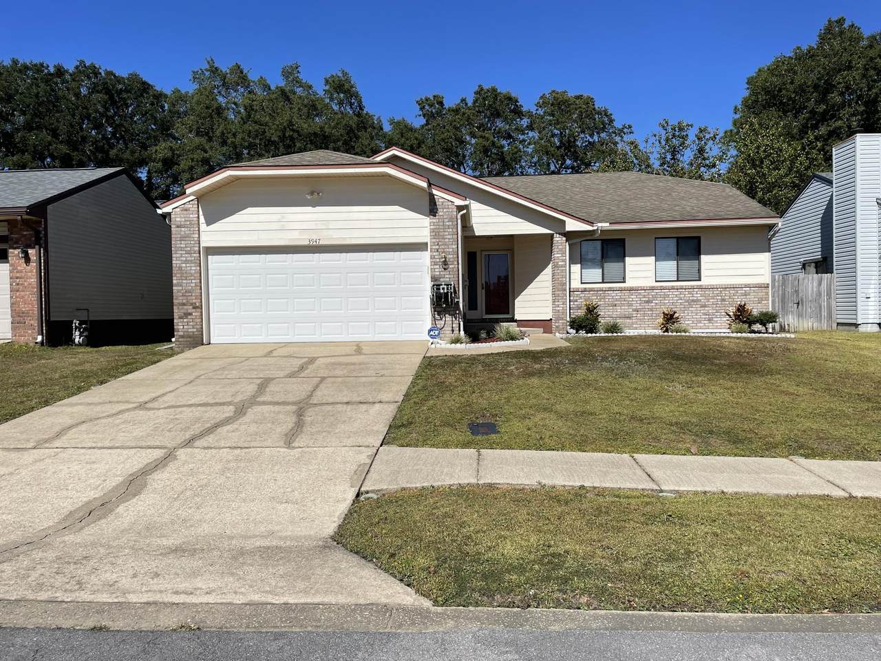 3947 Balsam Drive - Photo 1