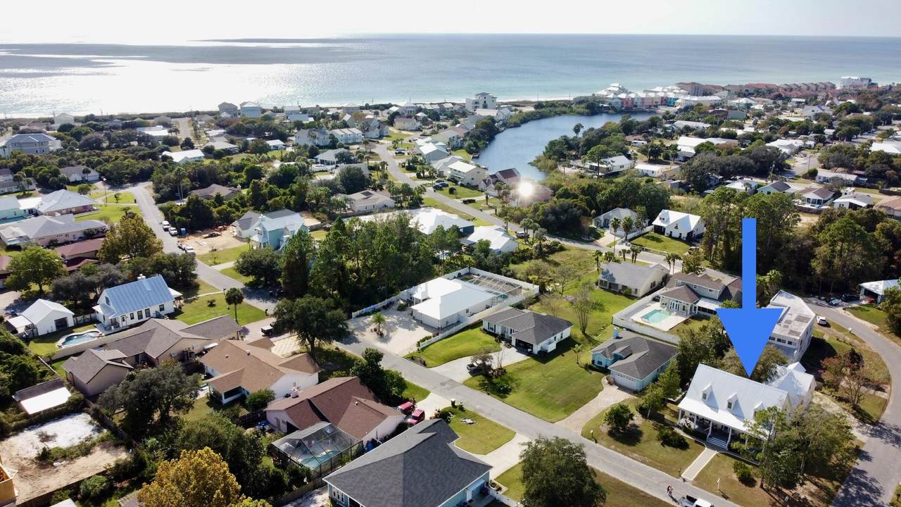 121 Moonlight Drive - Photo 1