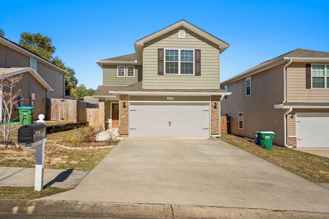 194 Wainwright Drive - Photo 1