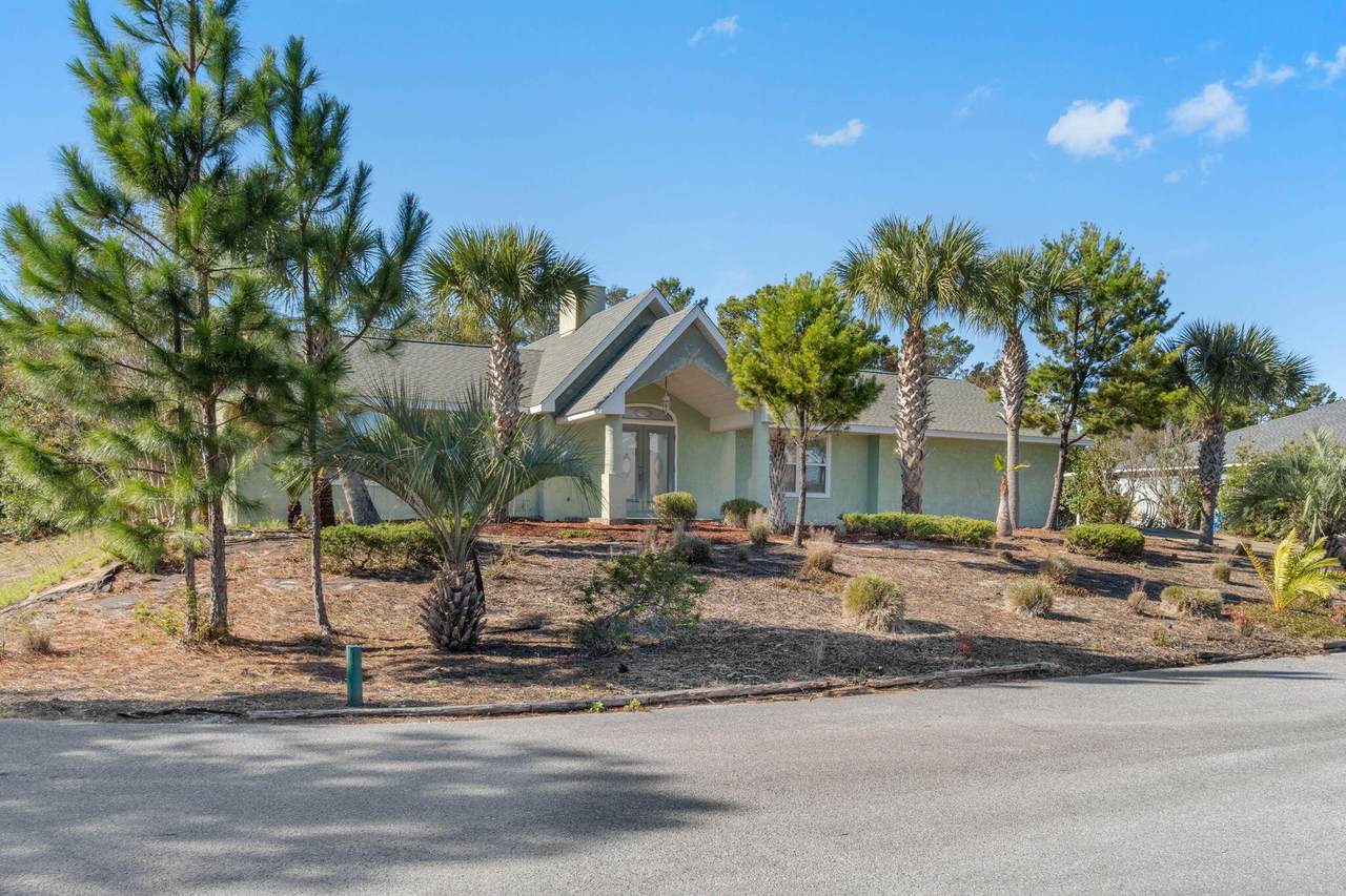 1701 Smugglers Cove Drive - Photo 1