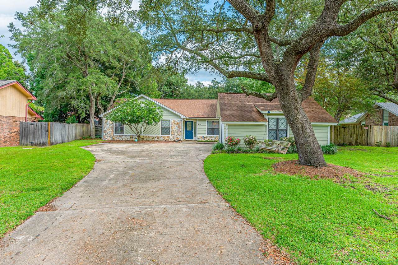 615 St Martin Cove - Photo 1