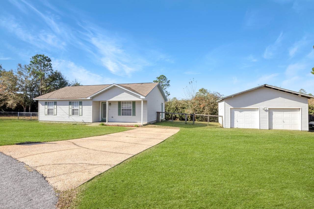 3318 Colonial Court - Photo 1