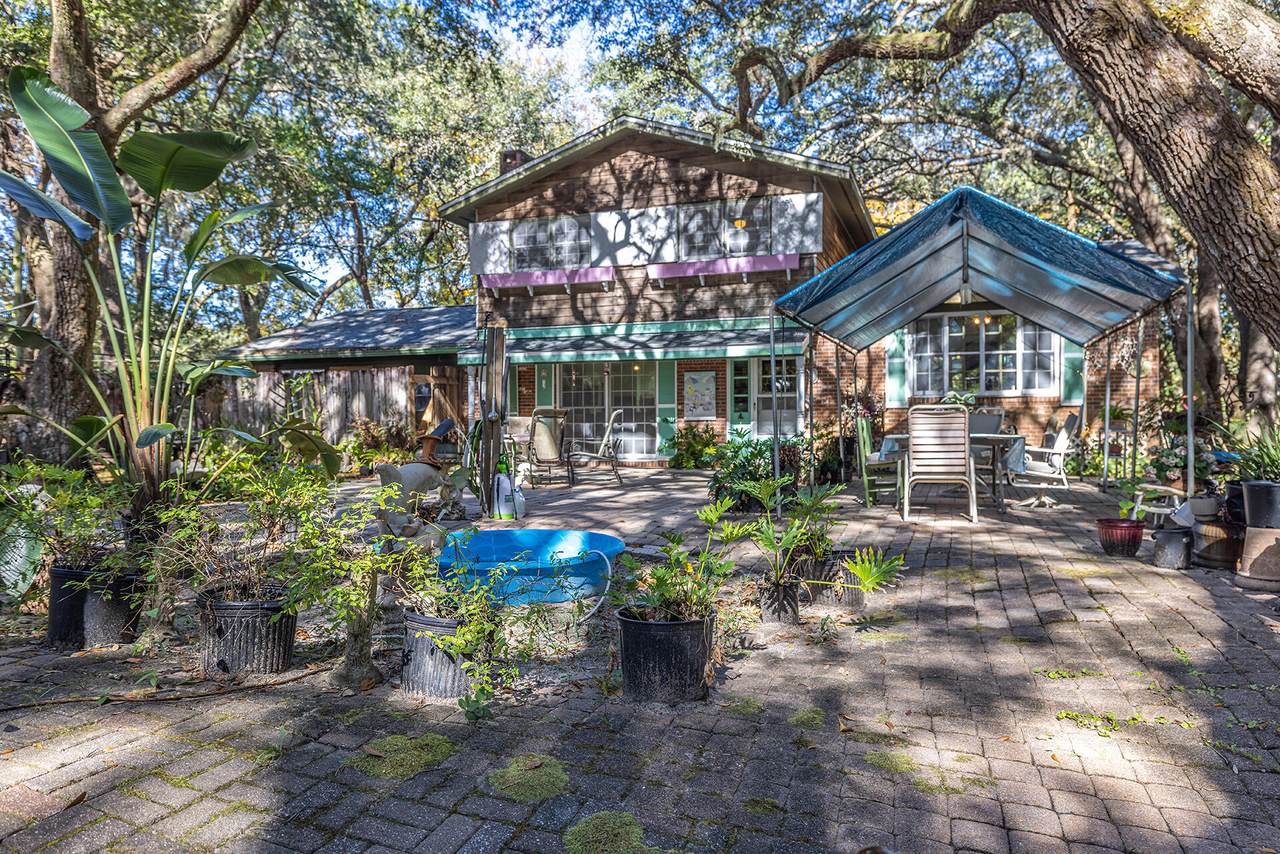 576 Satsuma Road - Photo 1
