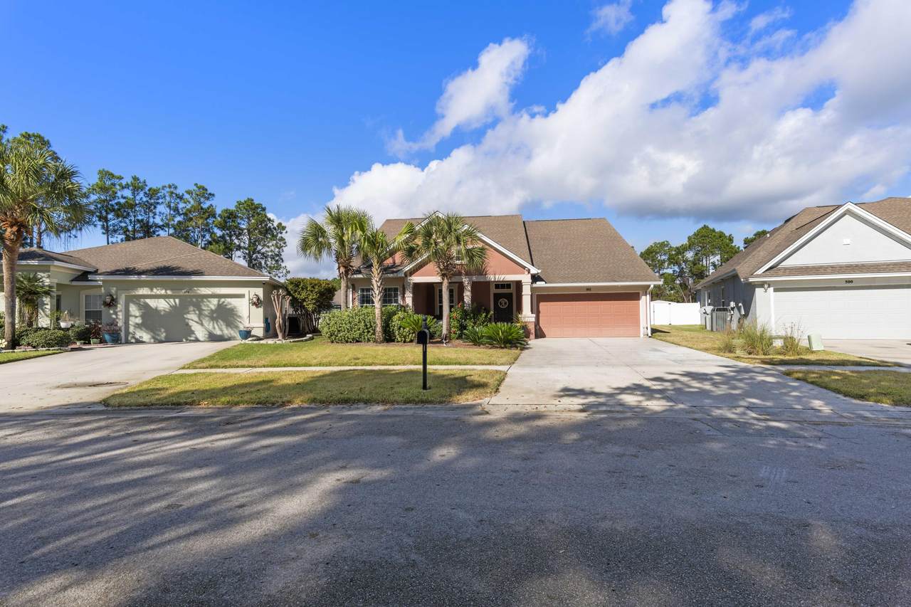 502 Bainbridge Street - Photo 1