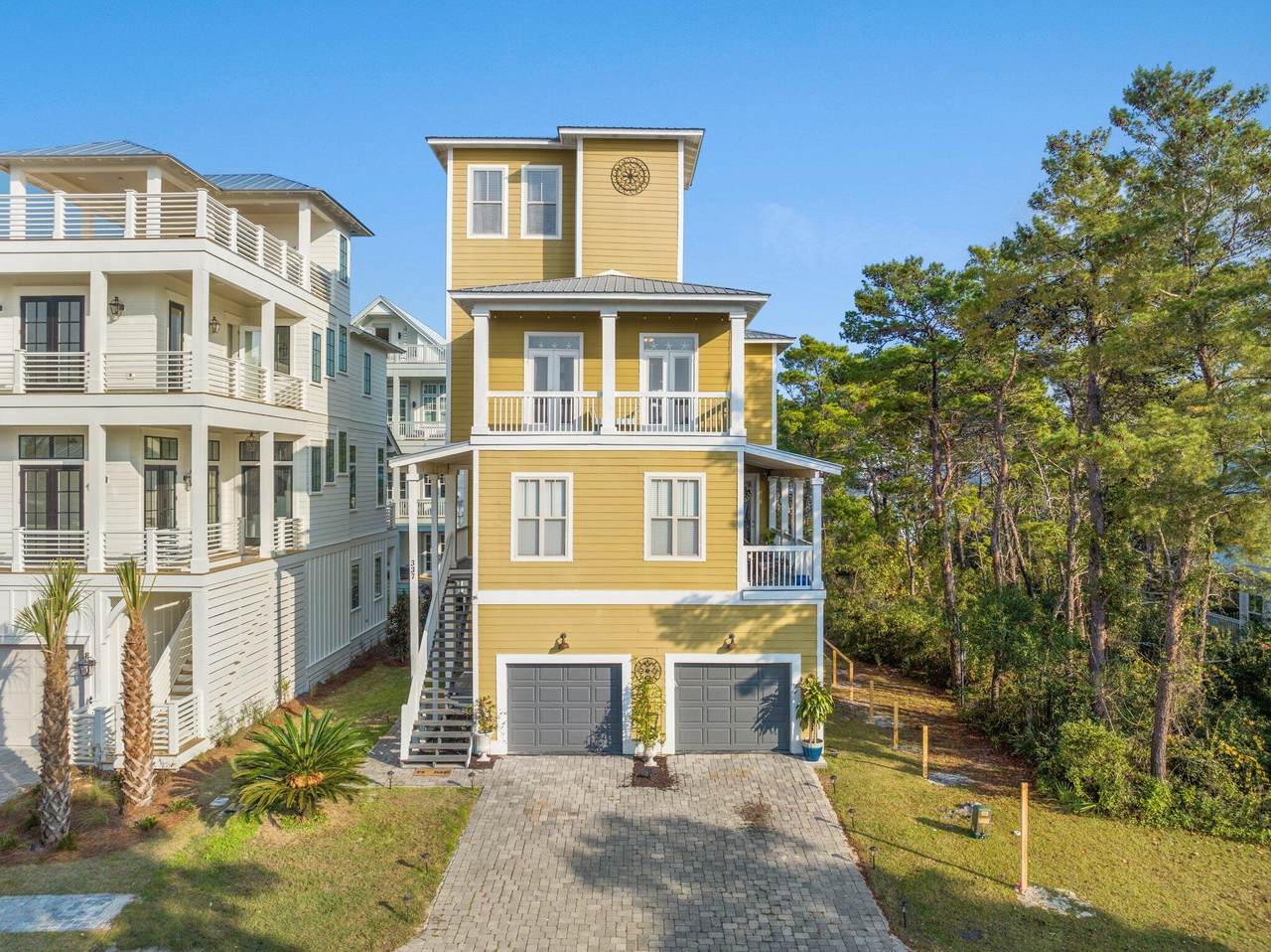 337 Grande Pointe Circle - Photo 1