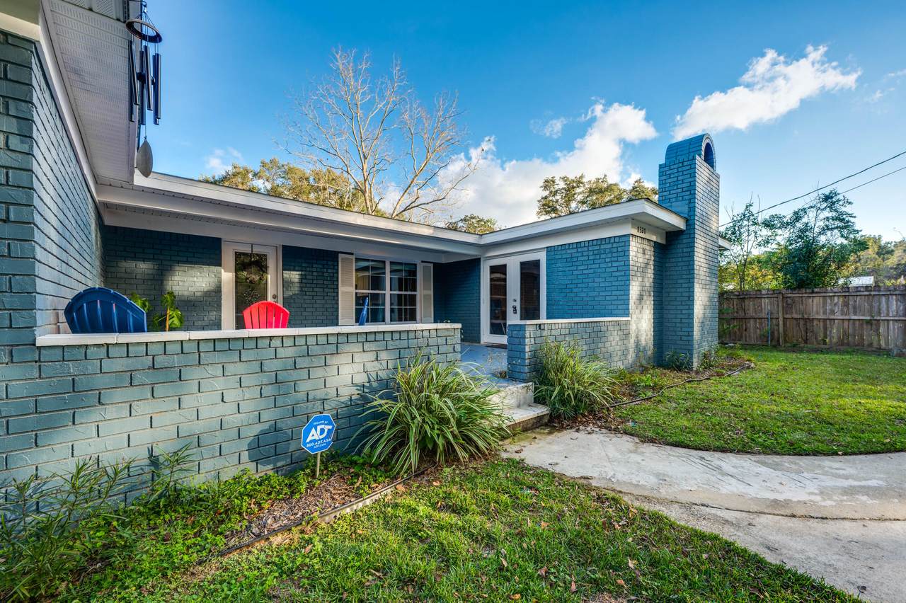 8320 Calvert Street - Photo 1