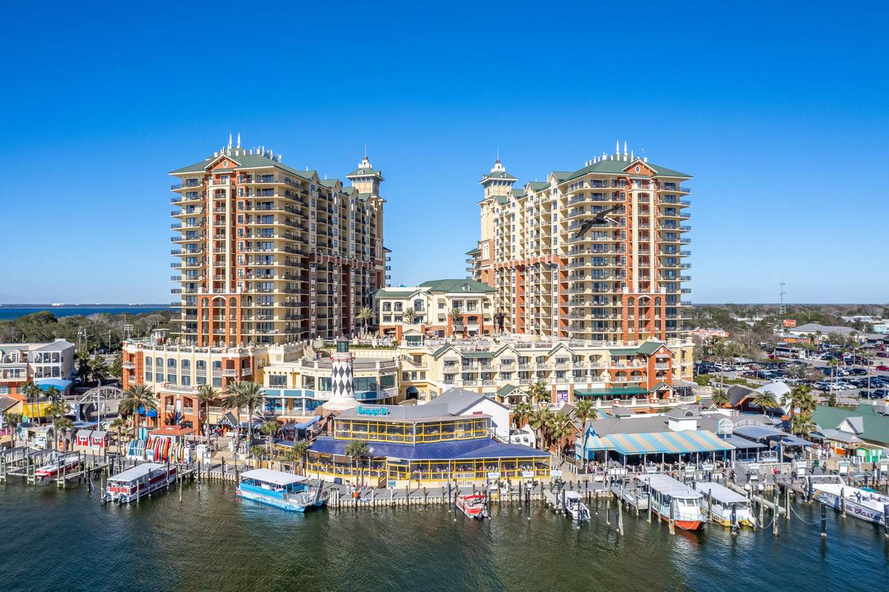 10 Harbor Boulevard - Photo 1