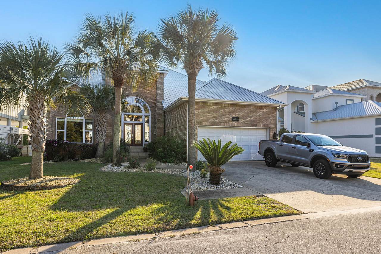 558 Shimmering Lane - Photo 1