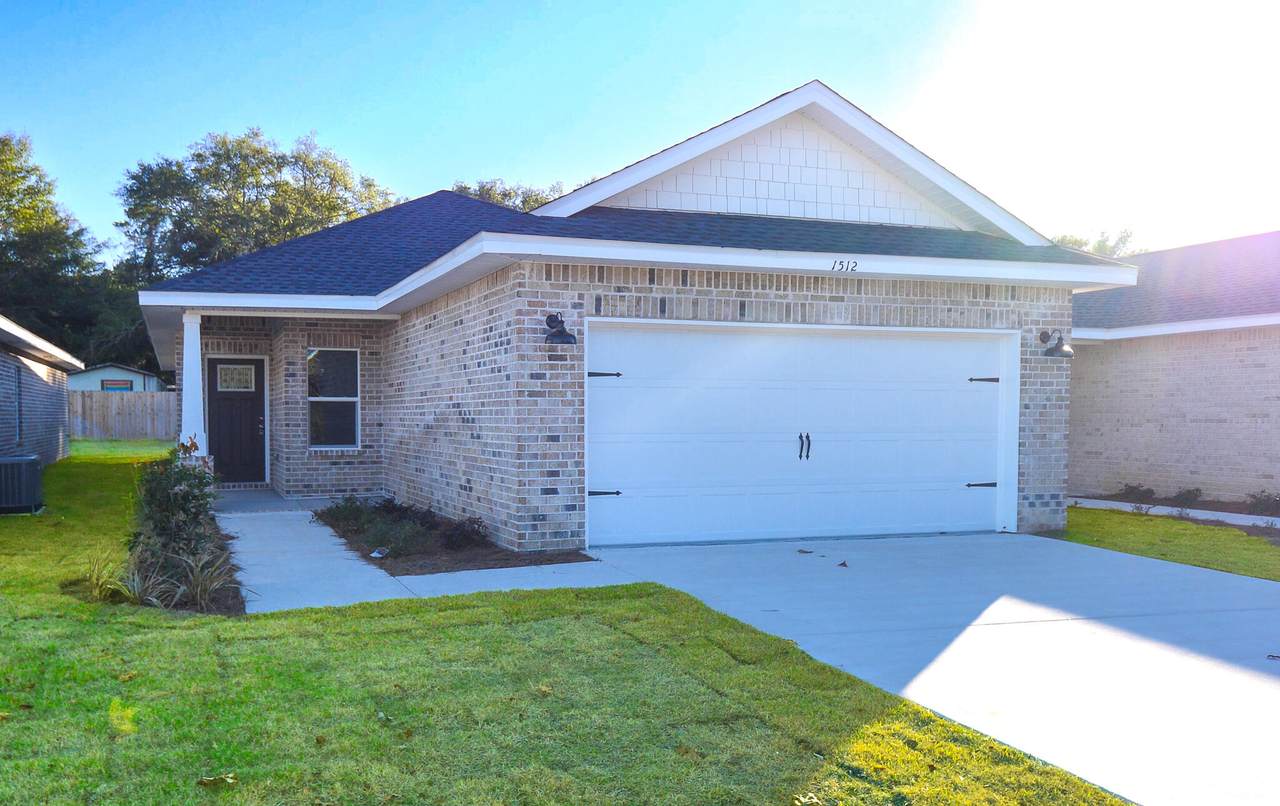 1512 27th Street - Photo 1