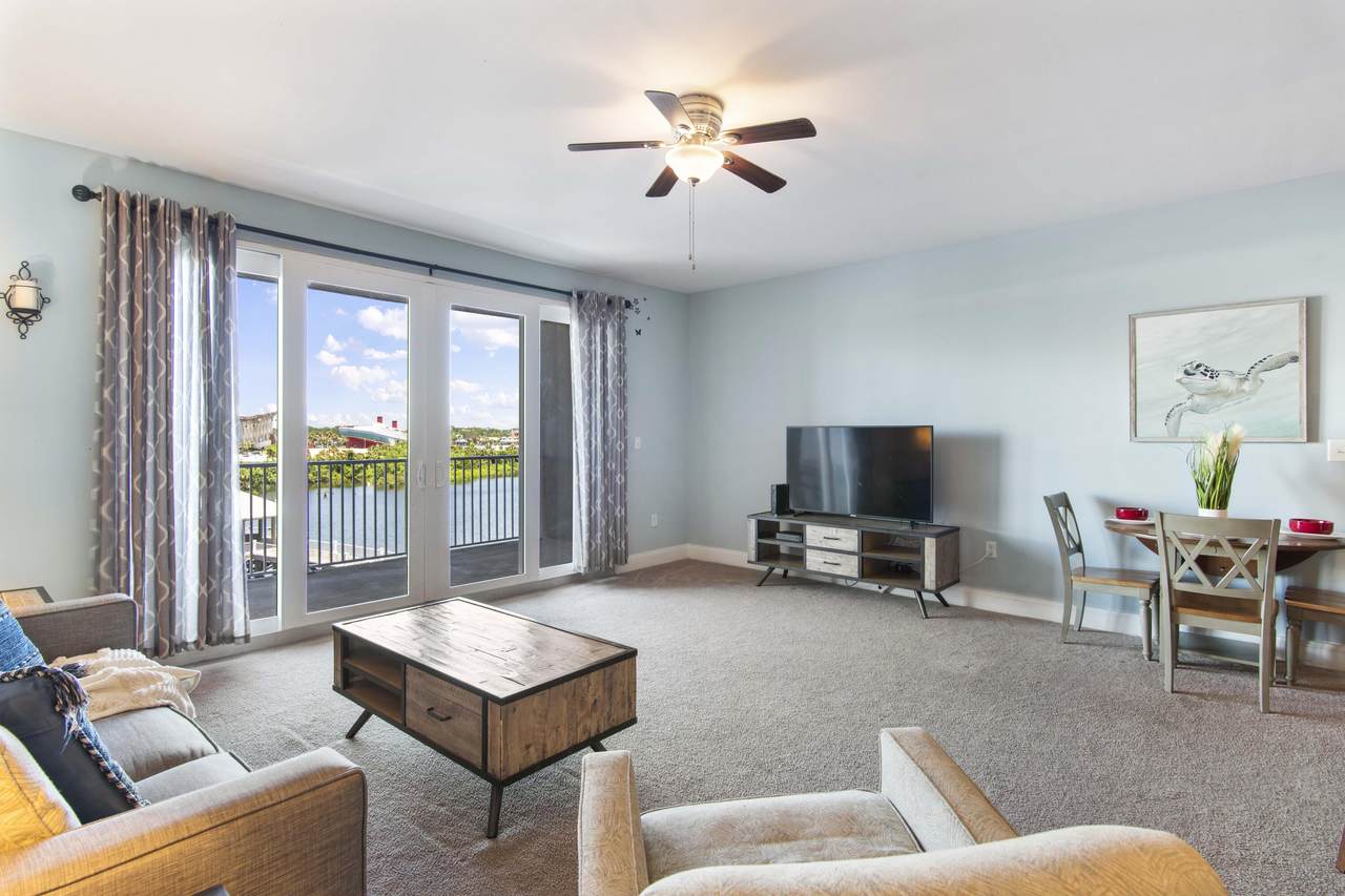 9860 Thomas Drive - Photo 1