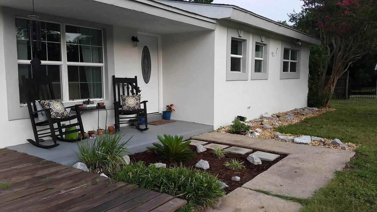 134 Bryn Mawr Boulevard - Photo 1