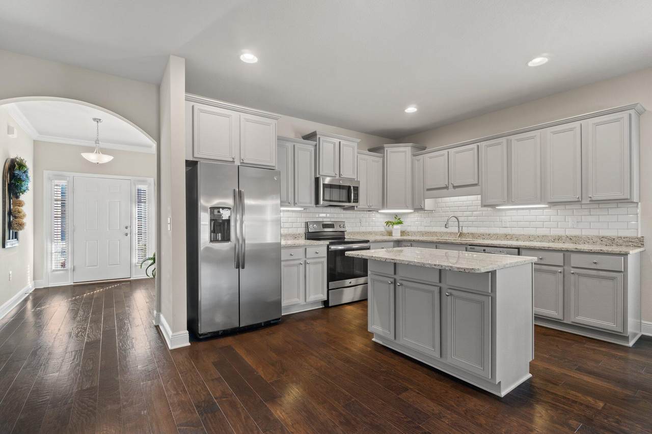 262 Pin Oak Loop - Photo 1