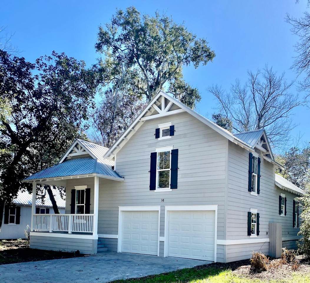 14 Sally Lane - Photo 1