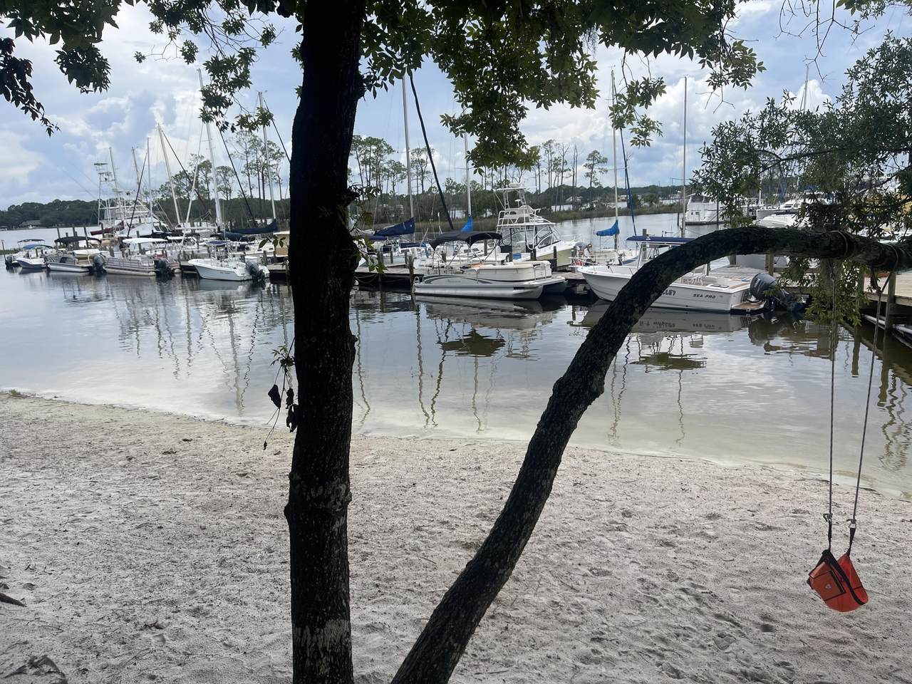 300 Yacht Club Drive - Photo 1