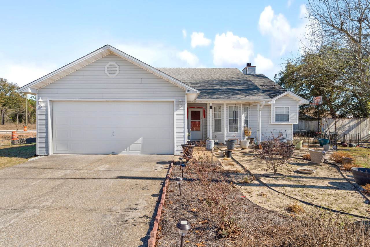 102 Wild Horse Drive - Photo 1