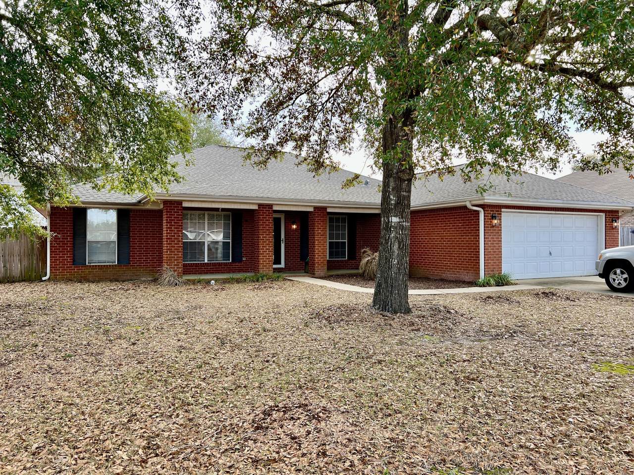 207 Citadel Lane - Photo 1
