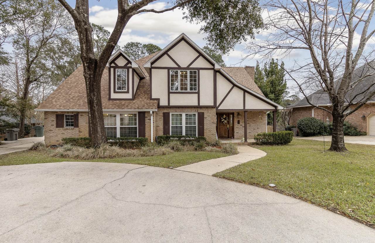 5092 Pine Hollow Drive - Photo 1