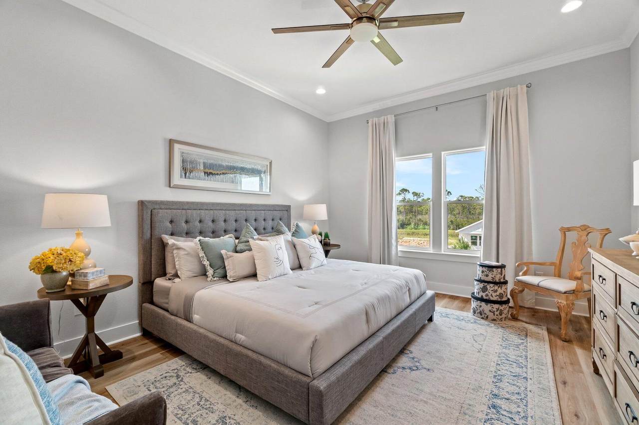 254 Wells Street - Photo 1