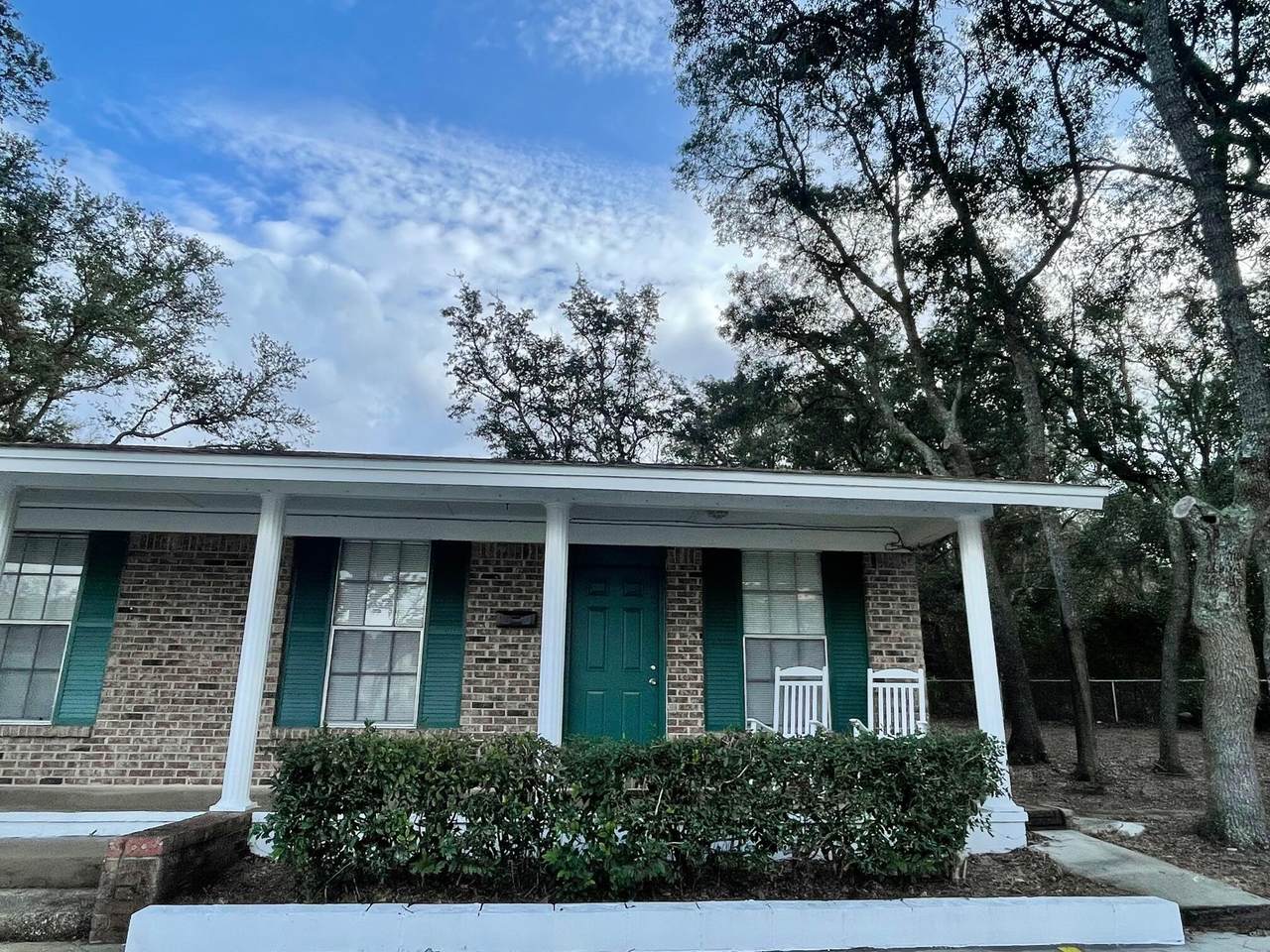 118 Monahan Drive - Photo 1