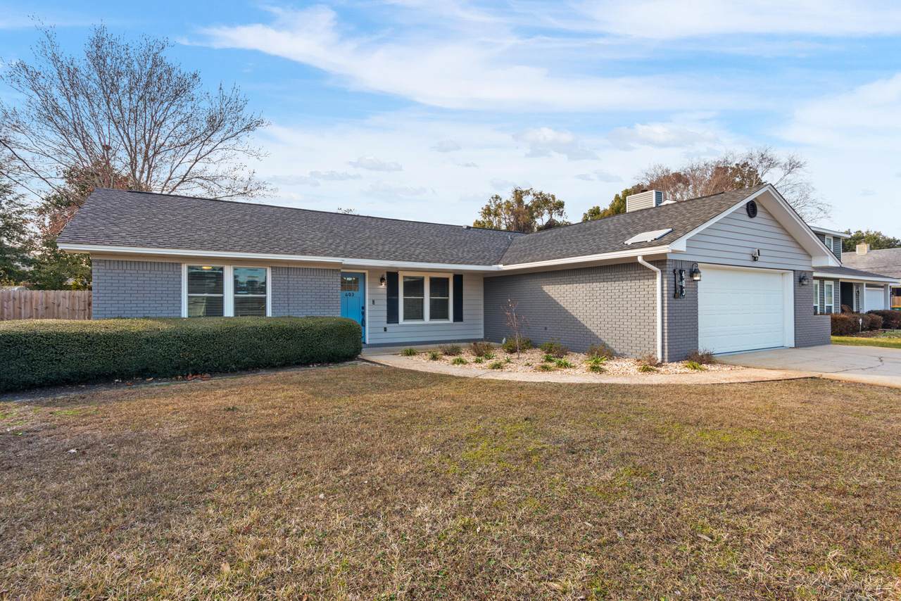 403 Juniper Street - Photo 1