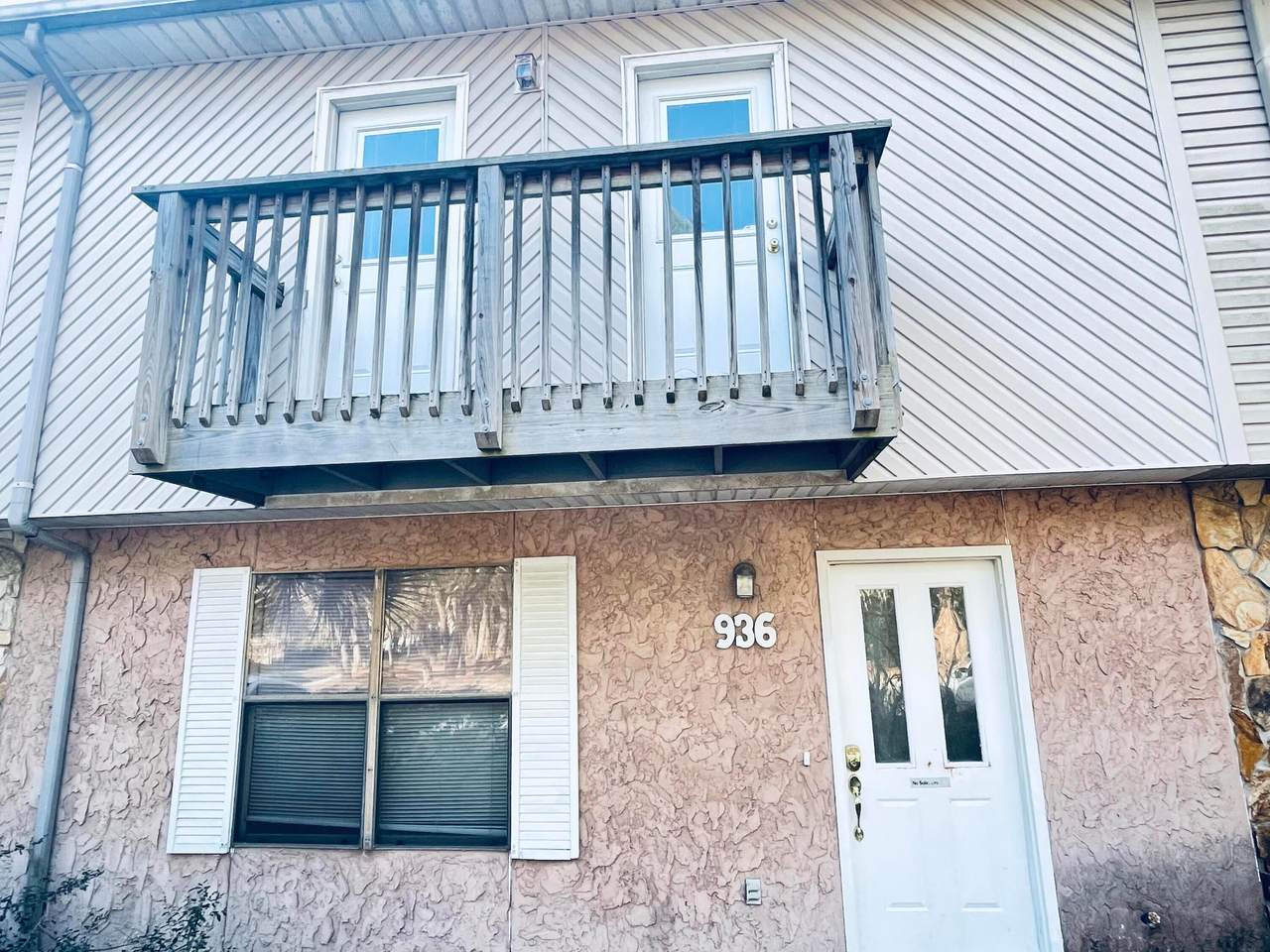 936 Mcfarlan Avenue - Photo 1