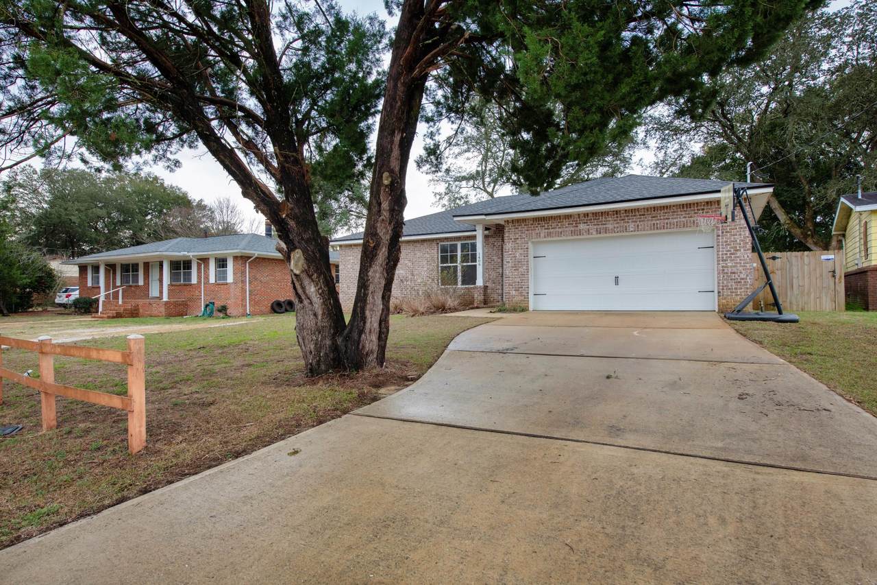 1406 23rd Street - Photo 1