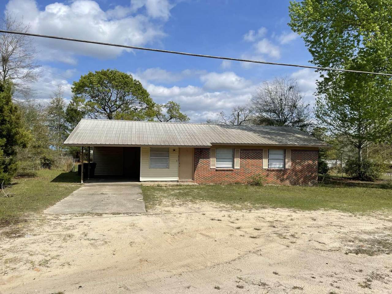 876 Shoemaker Drive - Photo 1