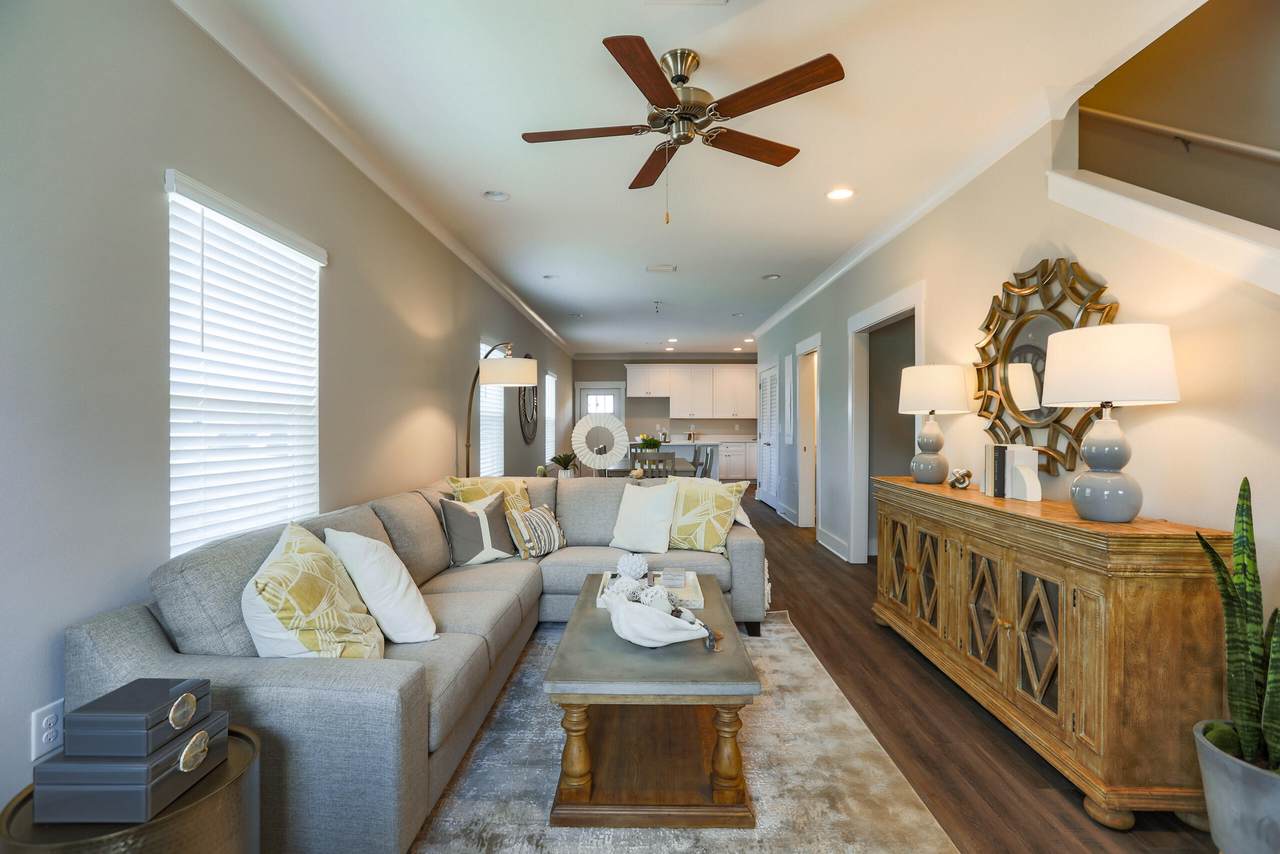 146 Palm Shadow Way - Photo 1