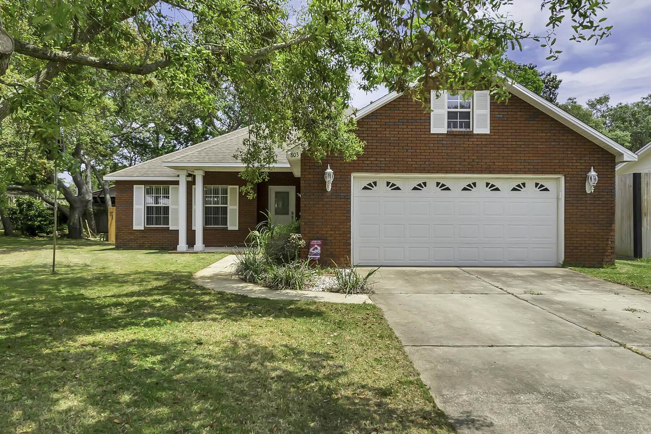 803 Lakeside Drive - Photo 1