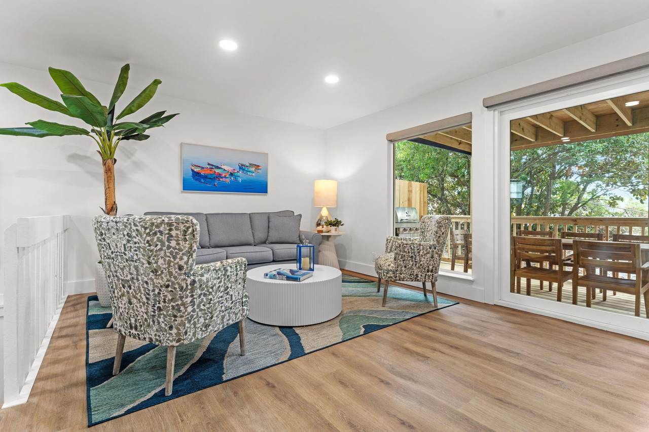 109 Norwood Drive - Photo 1