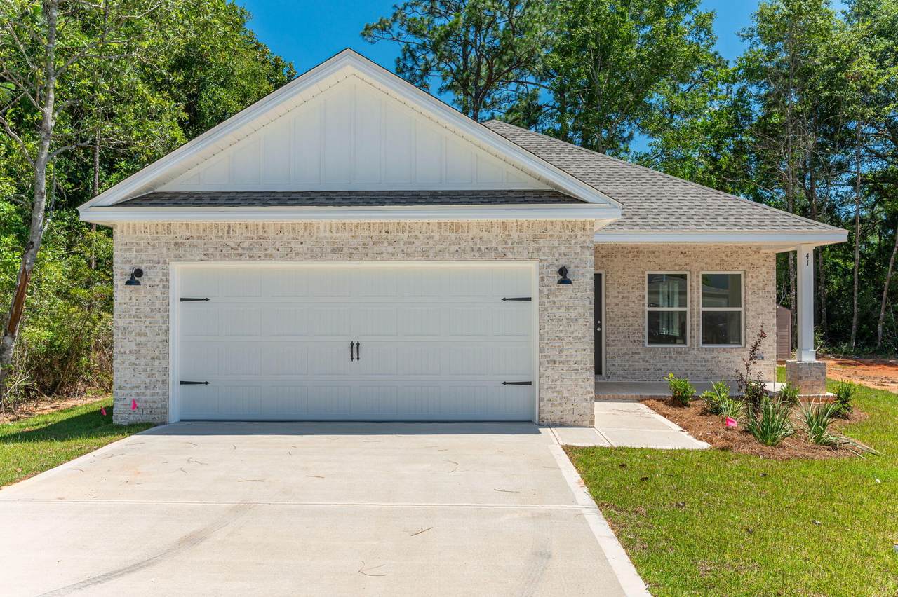 61 Sandhill Court - Photo 1