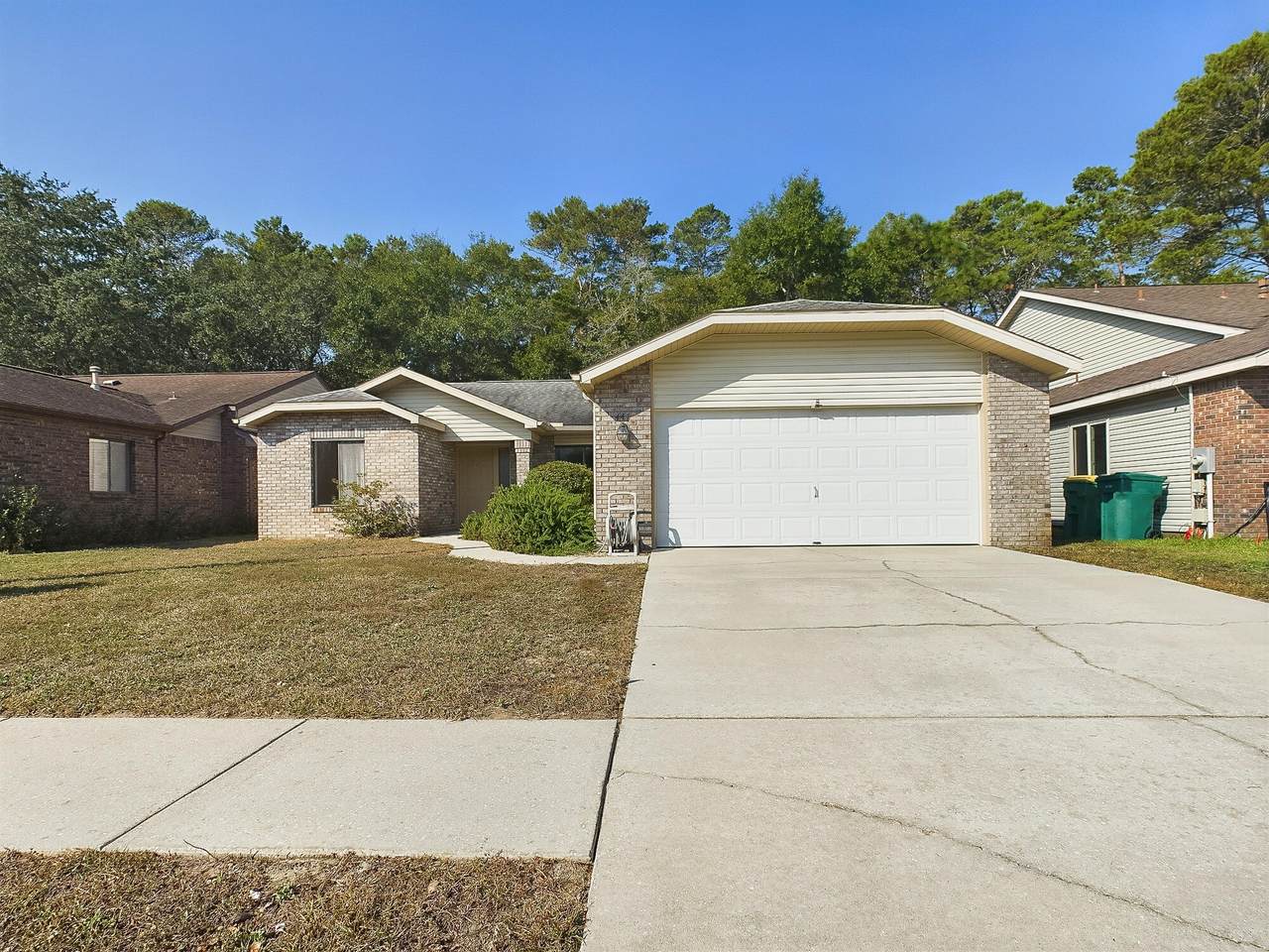447 Springwood Way - Photo 1