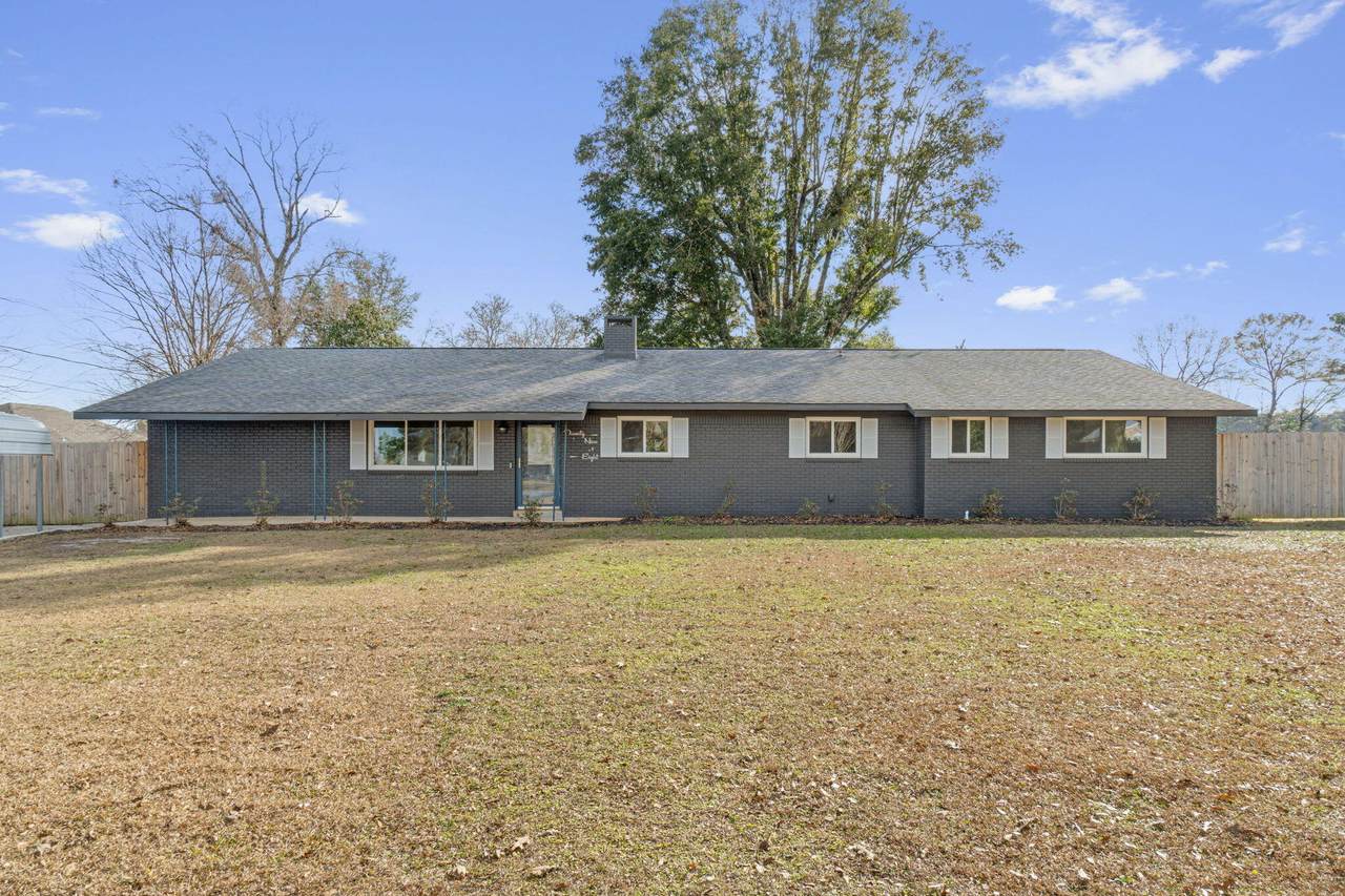 2948 Barton Road - Photo 1