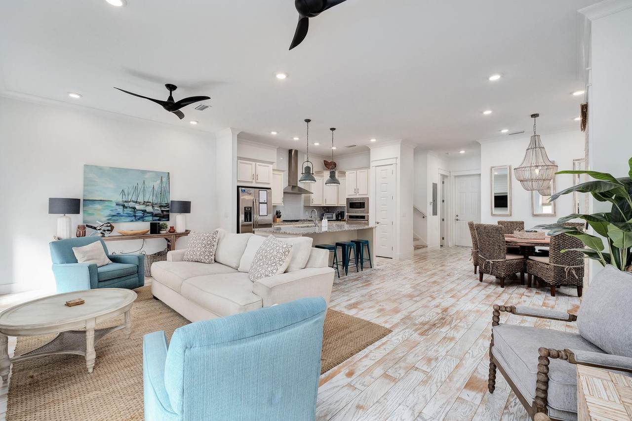 https://bt-photos.global.ssl.fastly.net/emerald/1280_boomver_1_968533-2.jpg