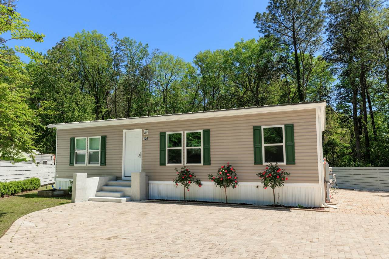 120 Creekside Waterview Court - Photo 1