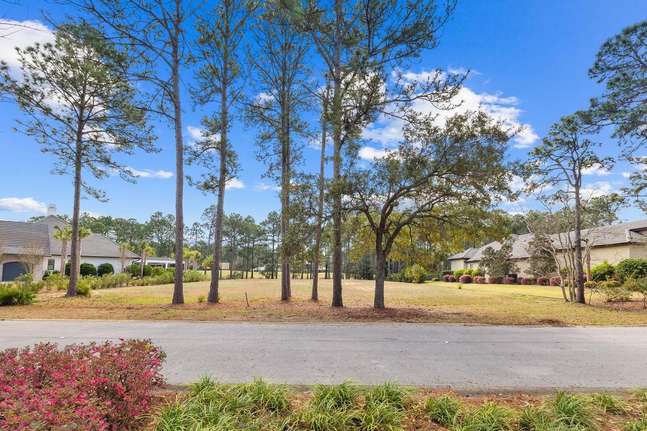 3414 Ravenwood Circle - Photo 1