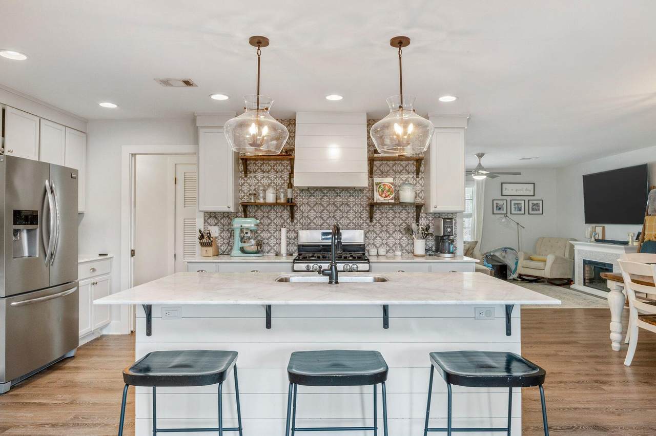 235 Sotir Street - Photo 1