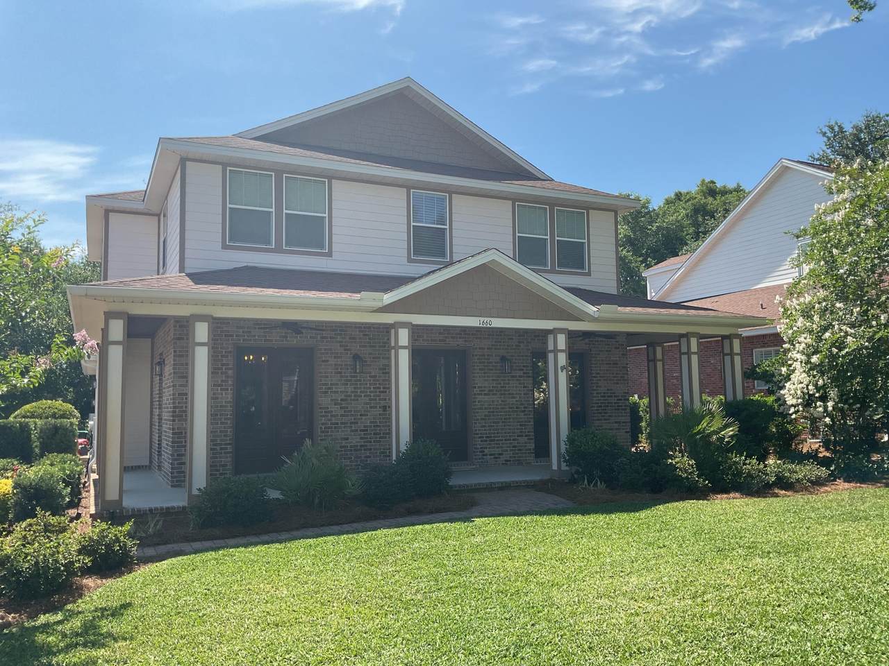 1660 St Lawrence Drive - Photo 1