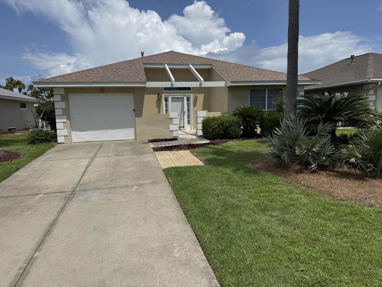 70 Hibiscus Lane - Photo 1