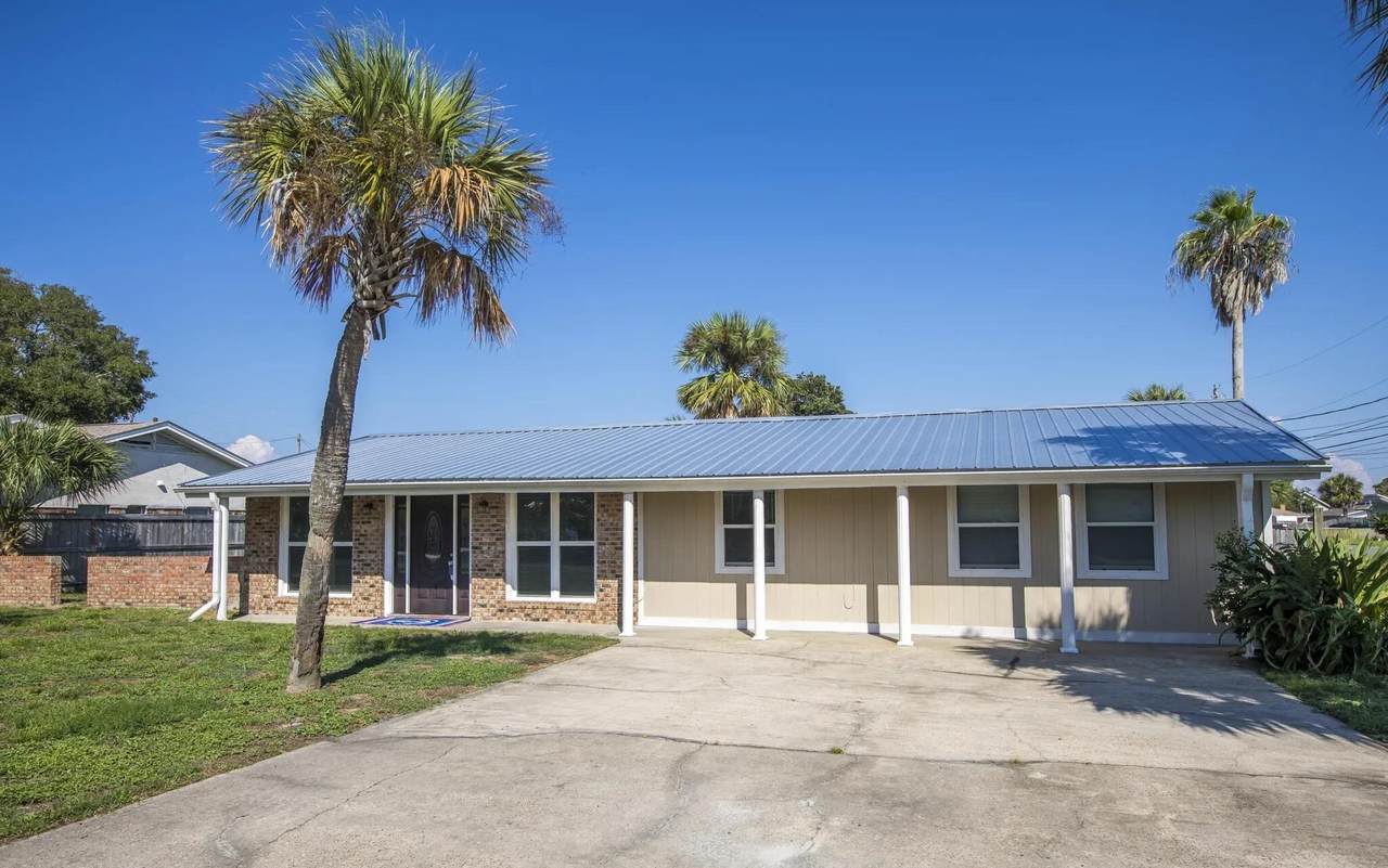 403 Gulf Boulevard - Photo 1