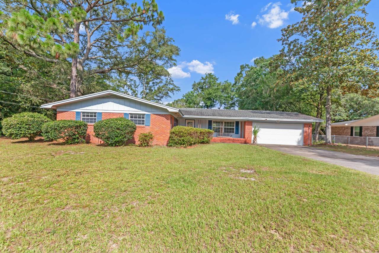 19 Bayview Drive - Photo 1